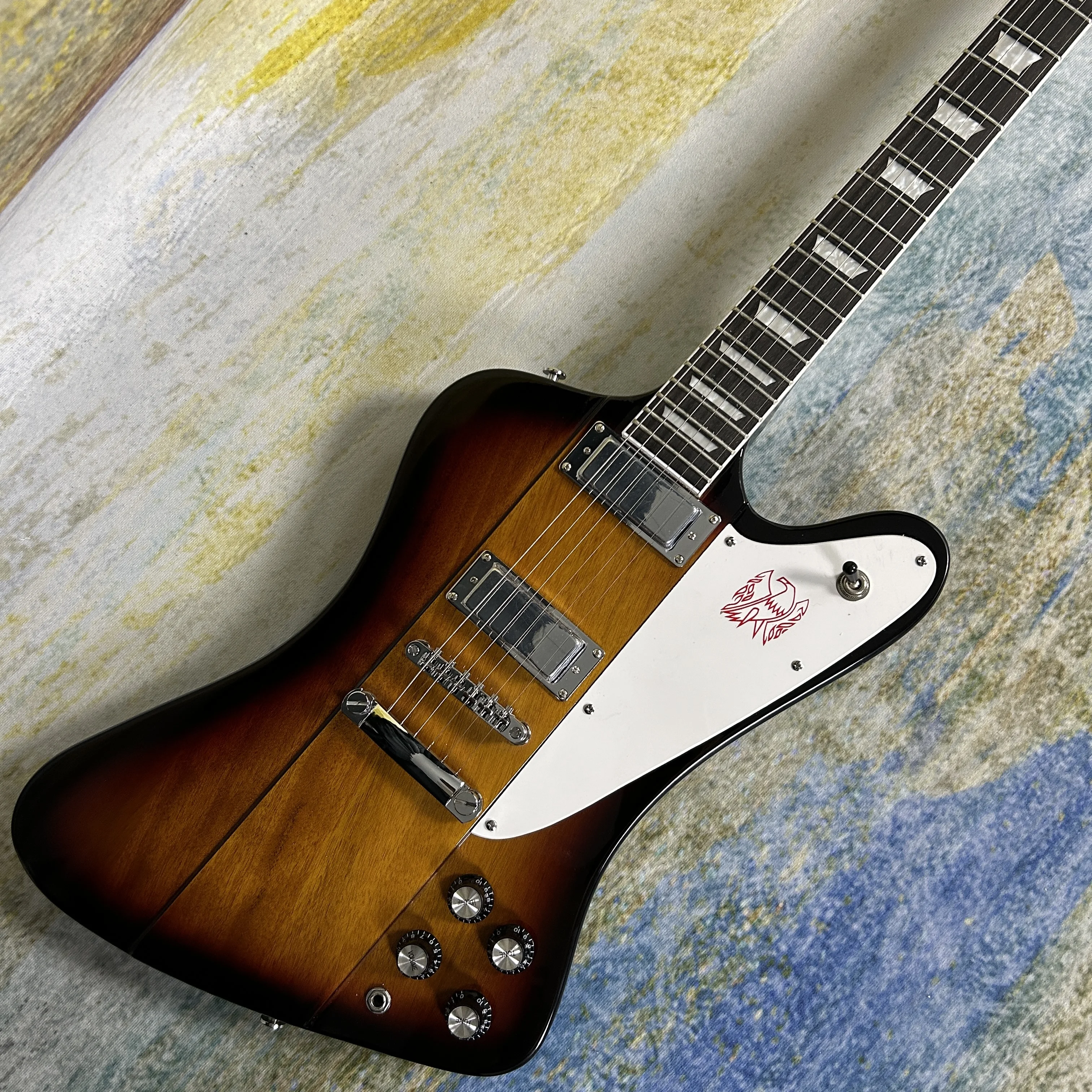 Электрическая гитара Firebird, корпус из красного дерева, винтажный цвет Sunburst, фингерборд из розового дерева, 22 лада гитара, бесплатная доставка
Электрическая гитара Firebird, корпус из красного дерева, винтажный цвет Sunburst, фингерборд из розового дерева, 22 лада гитара, бесплатная доставка