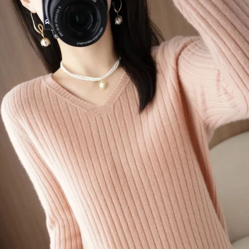 Vertical Striped Sweater Woman 2022 Winter Y2K Soft Knit Long Sleeve Sweaters Slim Black Pullover Basic Top V Neck Knitwear Kpop
Vertical Striped Sweater Woman 2022 Winter Y2K Soft Knit Long Sleeve Sweaters Slim Black Pullover Basic Top V Neck Knitwear Kpop