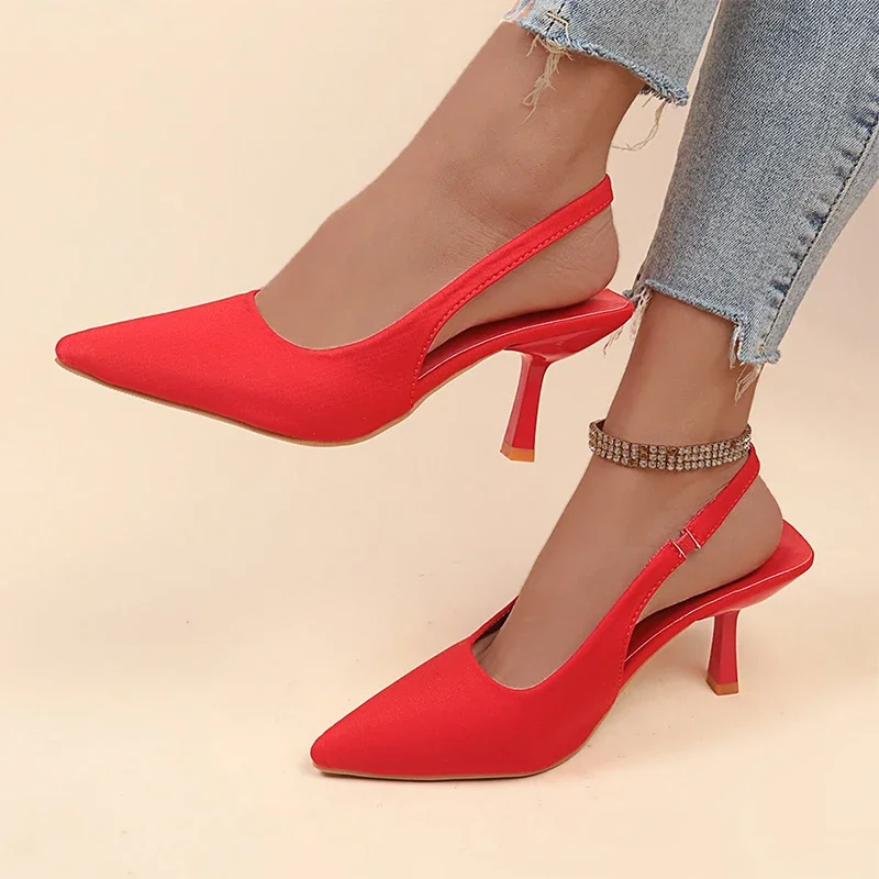 

Элегантные женские красные босоножки с ремешком на пятке туфли-лодочки туфли на среднем каблуке с острым носком пикантные новые туфли 2024 модные искусственные Замшевые женские туфли
