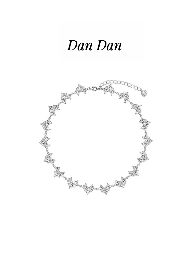 Charming Chain Loves Zircon Necklaces Light Heart Collar Chain Choker Valentine's Day Gifts
Charming Chain Loves Zircon Necklaces Light Heart Collar Chain Choker Valentine's Day Gifts