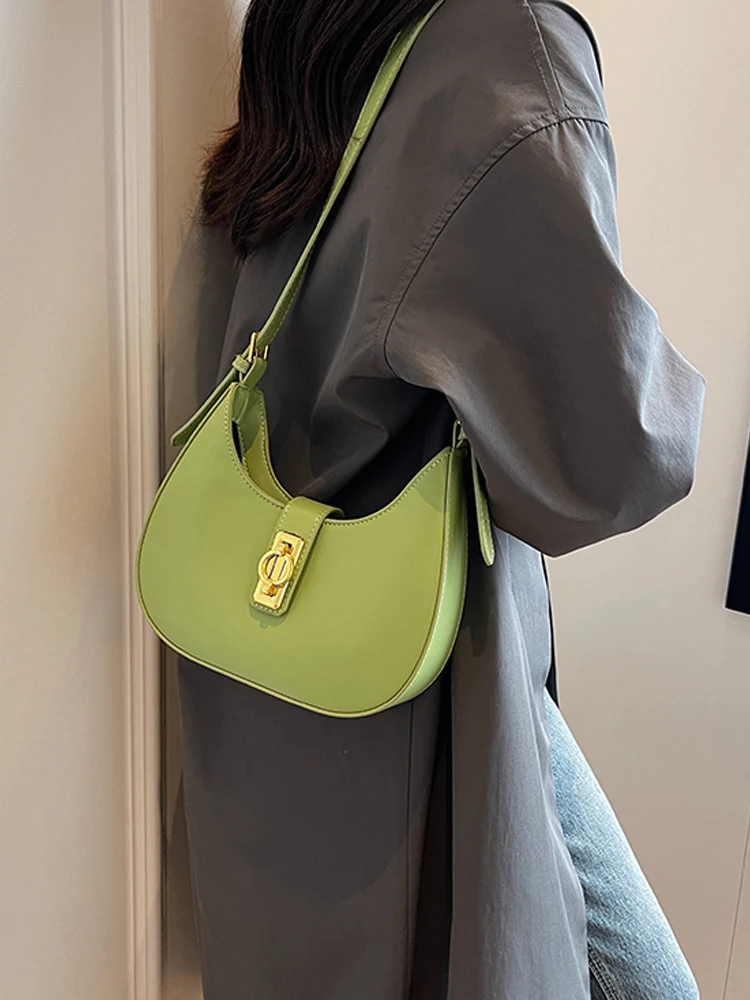 

2024 Spring Summer New Chic Shoulder Bags For Women Fashion Textured Hasp Crossbody Bag Elegant Ladies Commuter Underarm Sac