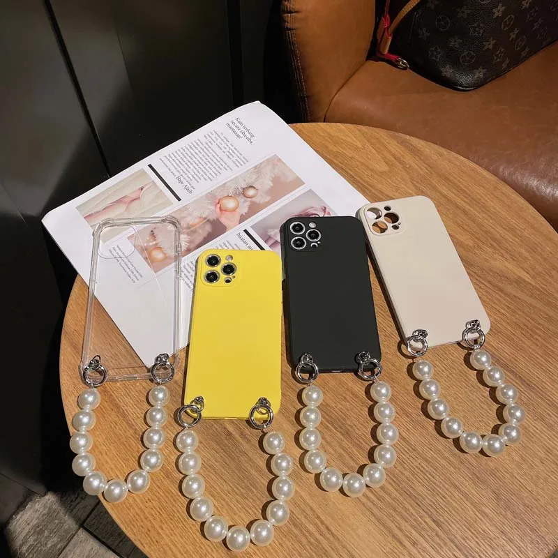 Luxury Korean Pearl Wrist Bracelet Chain Transparent Silicone Phone Case for iPhone 11 12 13 14 Pro Max XR X XS 15 Back Cover
Luxury Korean Pearl Wrist Bracelet Chain Transparent Silicone Phone Case for iPhone 11 12 13 14 Pro Max XR X XS 15 Back Cover