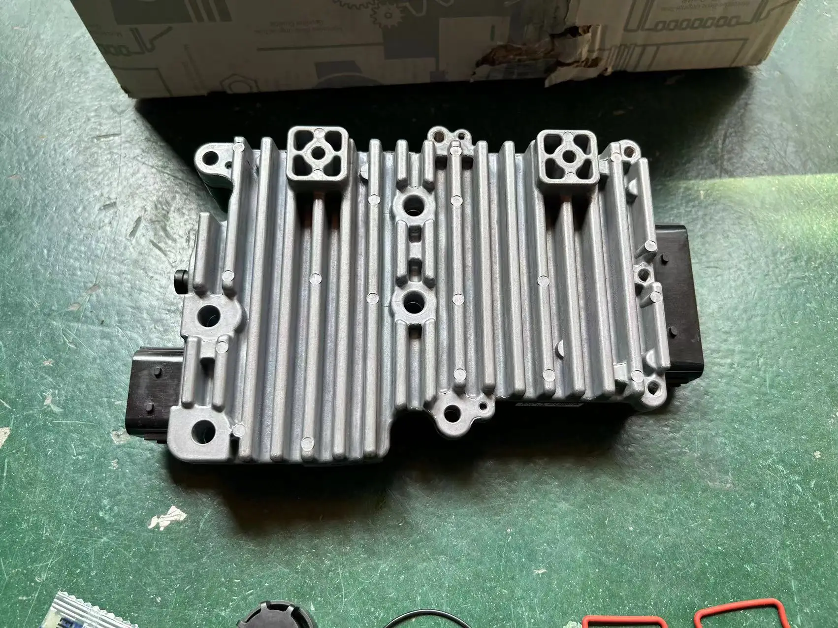 4461640512 Brand NEW Mercedes Benz gearbox TS electronics, EPS gate cylinder A0024467809, A0014468109, 4461640512 
4461640512 Brand NEW Mercedes Benz gearbox TS electronics, EPS gate cylinder A0024467809, A0014468109, 4461640512