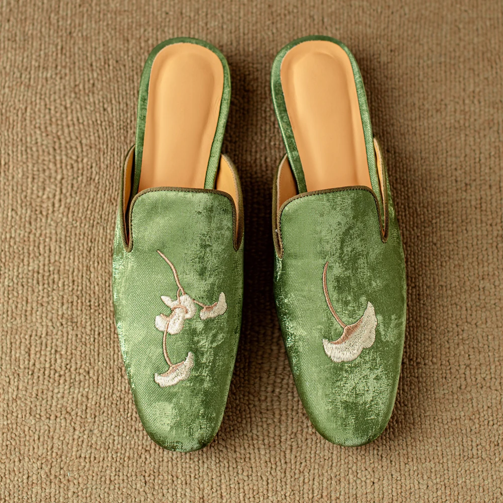 

2024 лето; женские туфли лоферы без пятки ;сабо женское с закрытым носом;повседневные туфли лодочки на плоской подошве;мюли с круглым носом;обувь для женщин летняя;зеленые синие коричневые