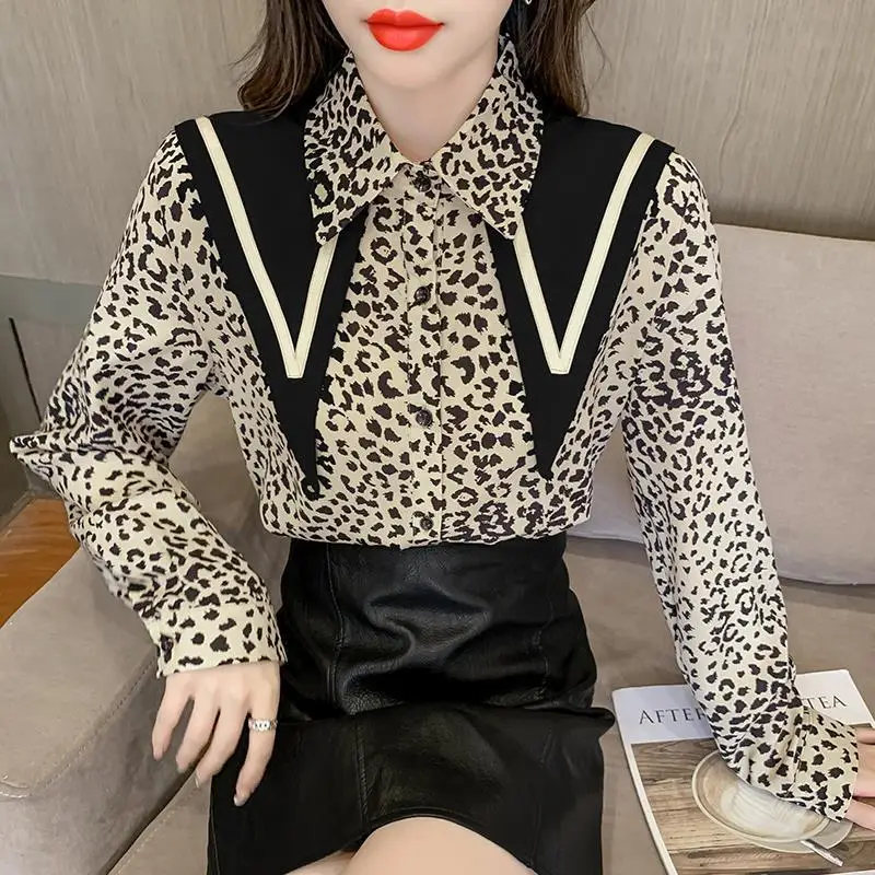 Chic Long Sleeve Blusas De Chifon Elegantes Women Office Tops 3xL 2023 Spring New Leopard Print Doll Collar Shirt Top Women's
Chic Long Sleeve Blusas De Chifon Elegantes Women Office Tops 3xL 2023 Spring New Leopard Print Doll Collar Shirt Top Women's