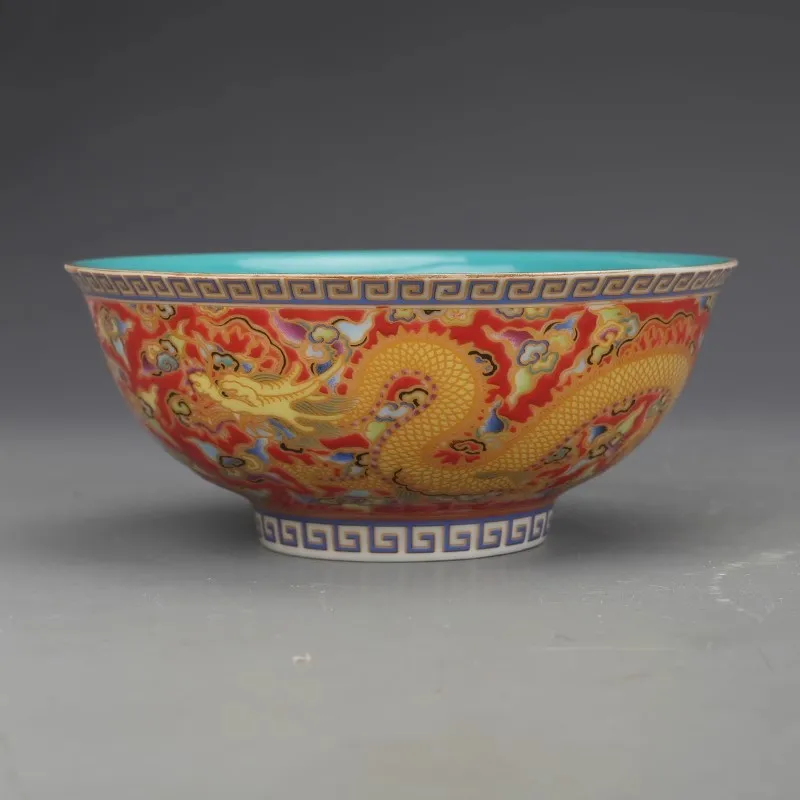 

Qianlong period of the Qing Dynasty red ground enamel dragon bowl