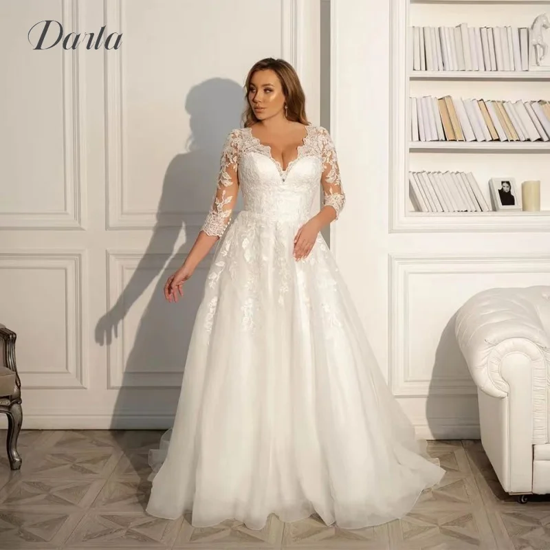 Morden Lace Tulle Wedding Dresses For Woman 2023 Deep V Neck Button Half Appliques Sleeve Bride Gown Elegant Embroidery Gowns
Morden Lace Tulle Wedding Dresses For Woman 2023 Deep V Neck Button Half Appliques Sleeve Bride Gown Elegant Embroidery Gowns