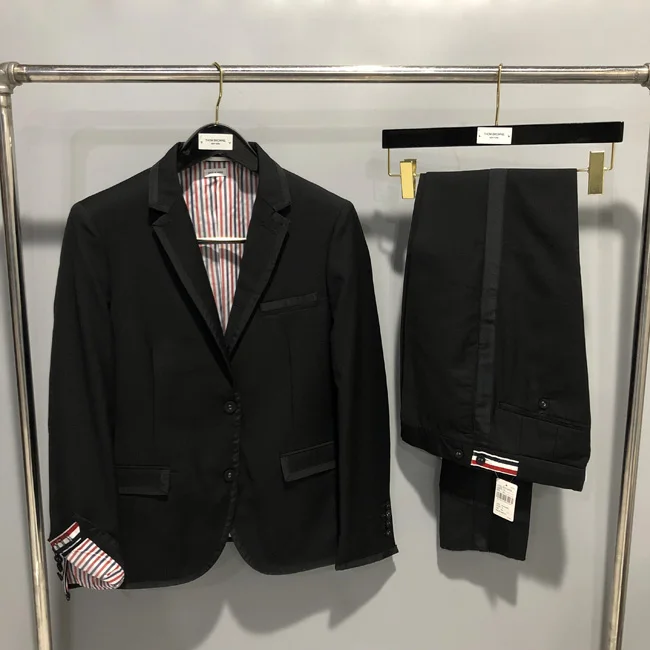 TB British style bag webbing black edge red white and blue decoration high waist suit suit
TB British style bag webbing black edge red white and blue decoration high waist suit suit