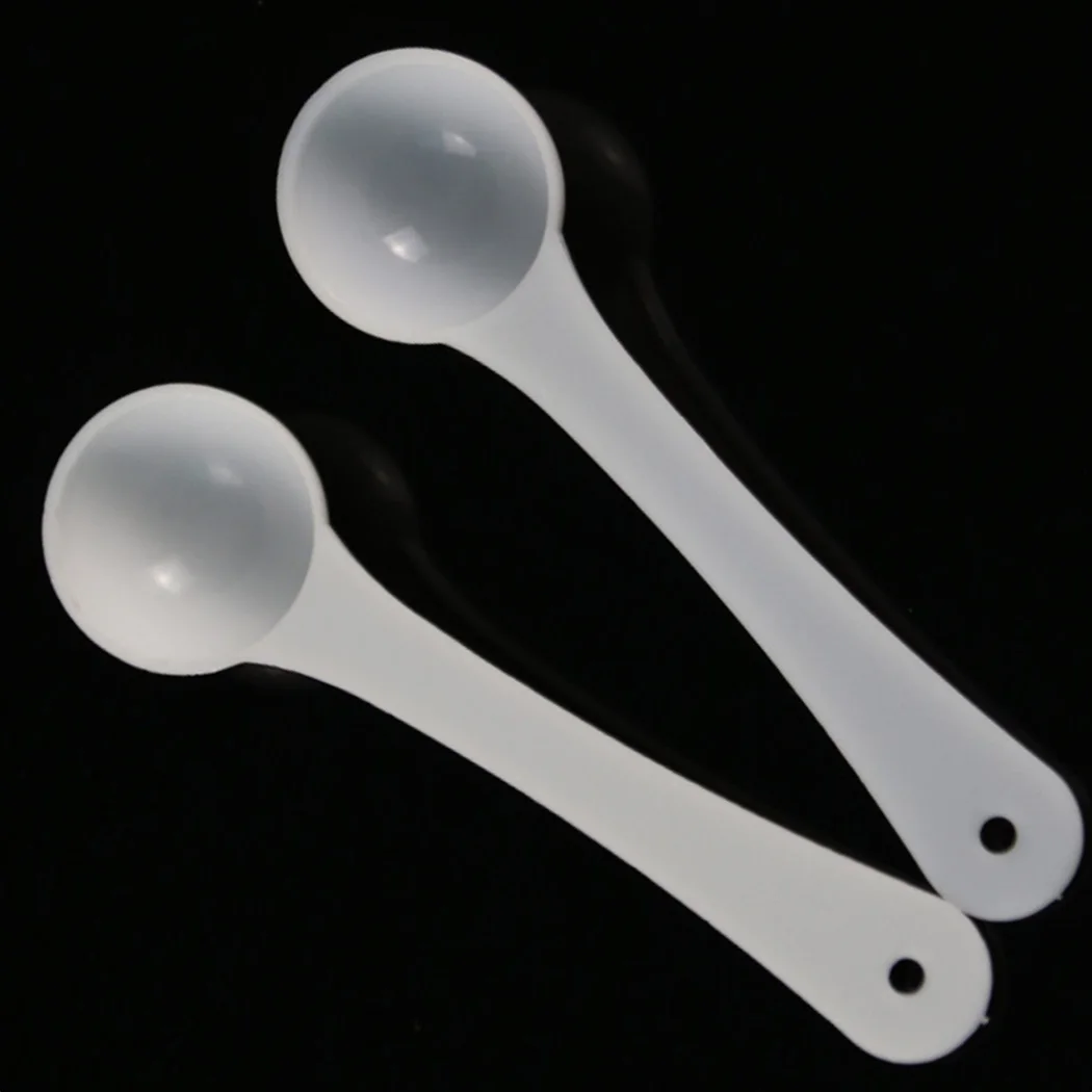 50pcs 1g White Plastic Measuring Spoon Gram Scoop Food Baking Medicine Powder PP Plastic Practical Kitchen Accessories
50pcs 1g White Plastic Measuring Spoon Gram Scoop Food Baking Medicine Powder PP Plastic Practical Kitchen Accessories