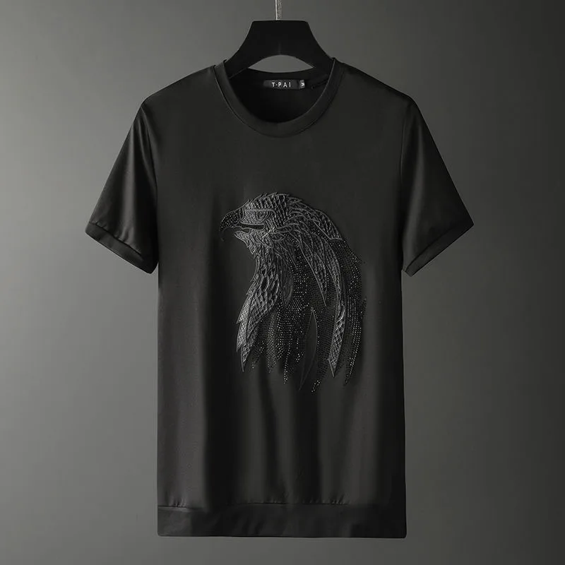 High-end Personalized Eagle Head Embroidered Hot Diamond T-shirt Men's 2022 Summer Loose Large Casual Short Sleeved Top
High-end Personalized Eagle Head Embroidered Hot Diamond T-shirt Men's 2022 Summer Loose Large Casual Short Sleeved Top