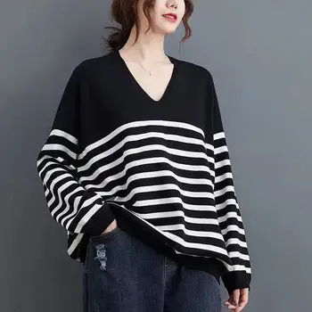 Blusas de malha femininas: uma moda versátil e elegante 8 Plus Size Loose Striped Stylish Clothing for Women' s Spring Autumn New Western-style Long Sleeved Knitted Sweater T-shirt Top