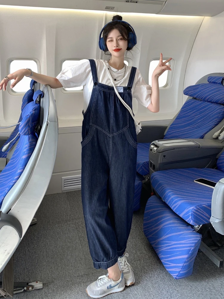 Korean ins women's top-line design sense denim overalls + all-match puff sleeve top two-piece set clothes
Korean ins women's top-line design sense denim overalls + all-match puff sleeve top two-piece set clothes