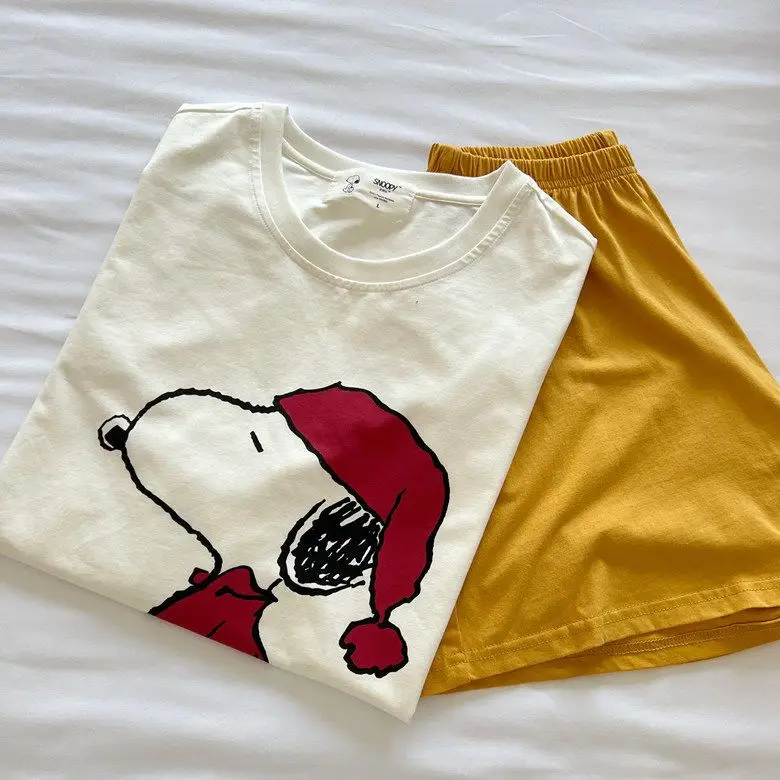 Snoopy Pajamas Women's Kawaii Summer Short Sleeved Shorts Cute Cartoon Korean Edition Student Loose Home Snoopy Dwelling Set
Snoopy Pajamas Women's Kawaii Summer Short Sleeved Shorts Cute Cartoon Korean Edition Student Loose Home Snoopy Dwelling Set