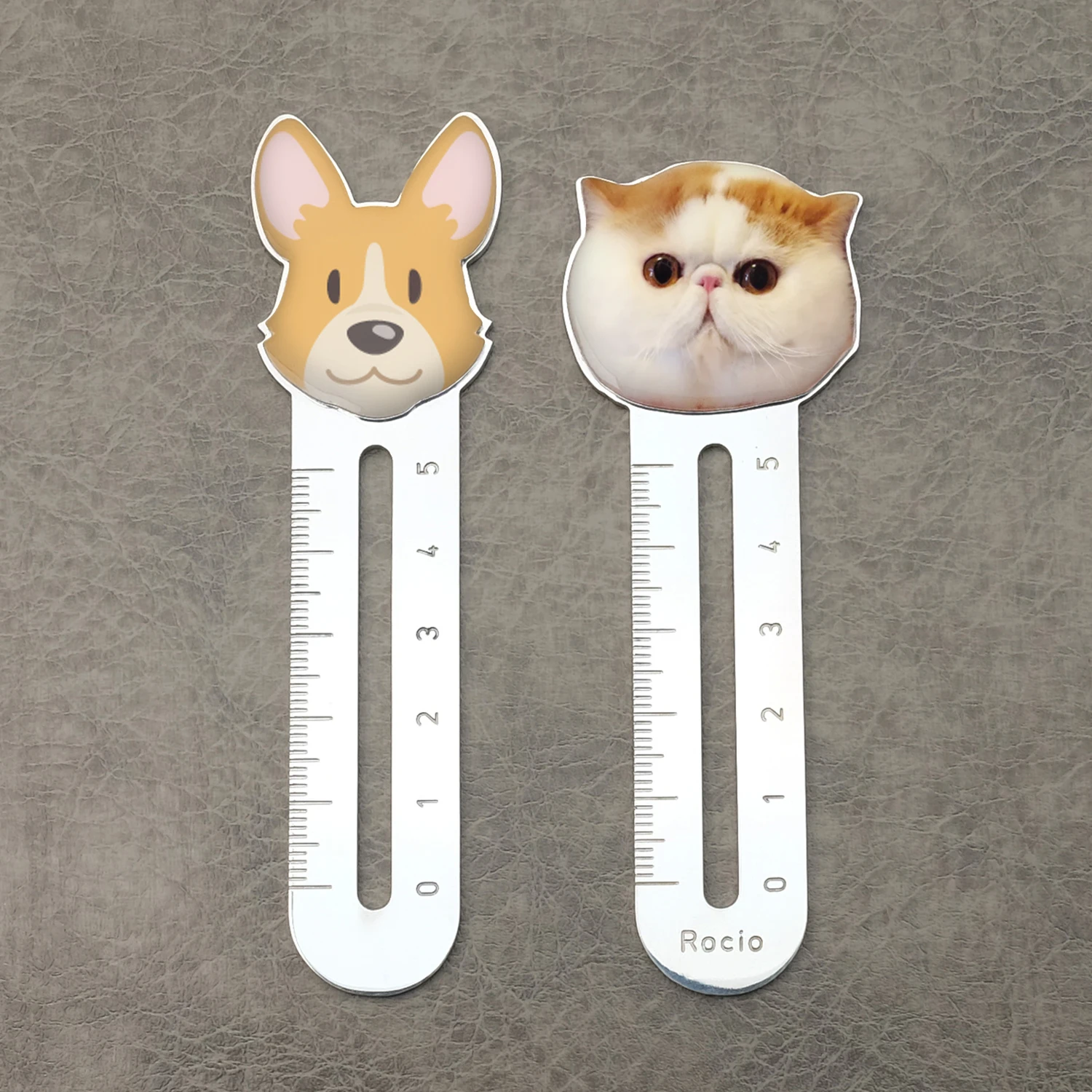Personalized Cartoon Metal Bookmark Straight Ruler Custom Photo Ruler Book Holder Clip Measuring Scale Office School Supplies
Personalized Cartoon Metal Bookmark Straight Ruler Custom Photo Ruler Book Holder Clip Measuring Scale Office School Supplies