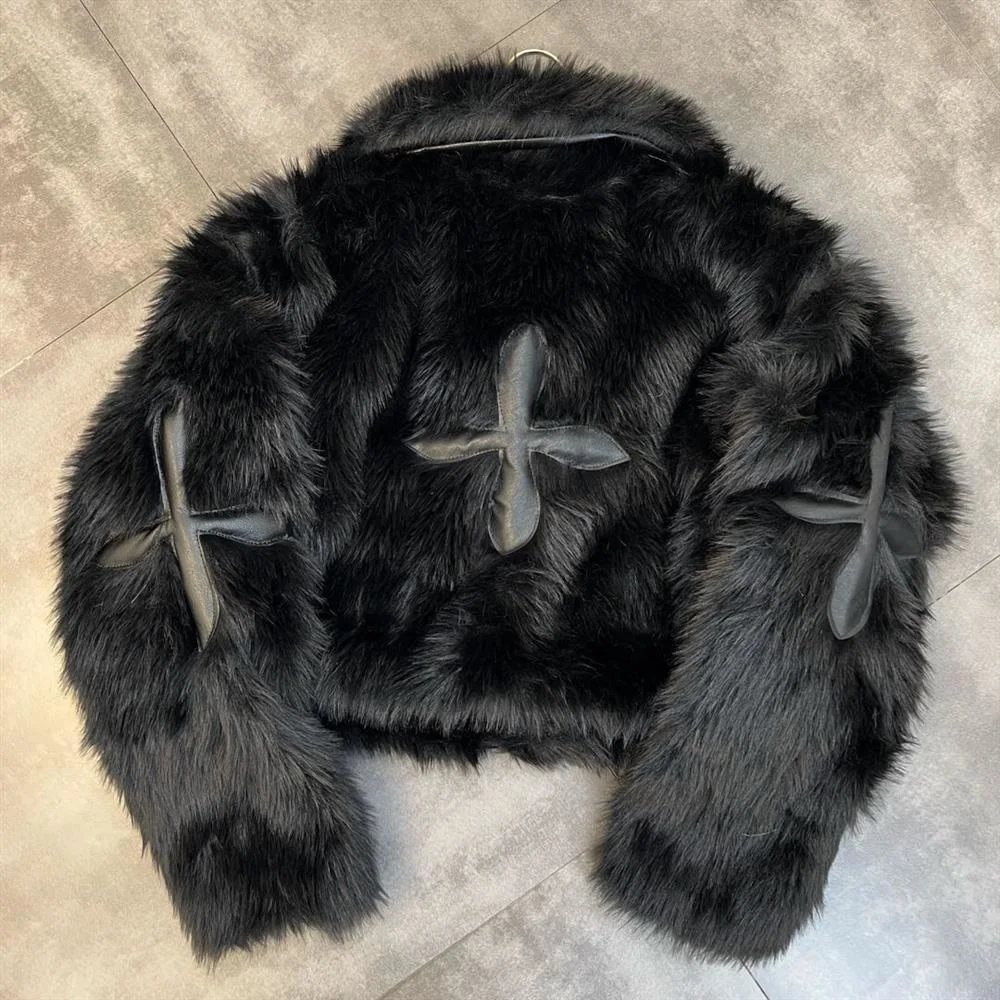Short Design Faux Fur Women Jackets PU Leather Cross Patchwork Coats Winter Outerwear
Short Design Faux Fur Women Jackets PU Leather Cross Patchwork Coats Winter Outerwear