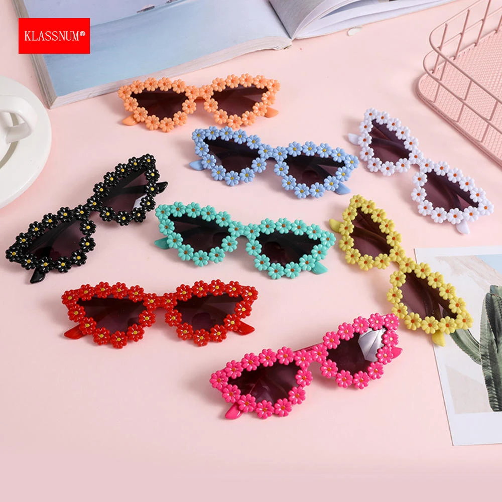 

KLASSNUM Kids Flower Sunglasses Girls Boys Cat Eye Frame Glasses Children Cute Daisy Shades Outdoor UV Protection Party Eyewear