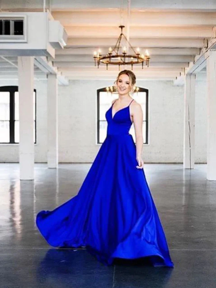 Blue A-line Spaghetti Straps V-neck Long Prom Dresses Chiffon vestidos elegantes de mujer Evening Dresses
Blue A-line Spaghetti Straps V-neck Long Prom Dresses Chiffon vestidos elegantes de mujer Evening Dresses