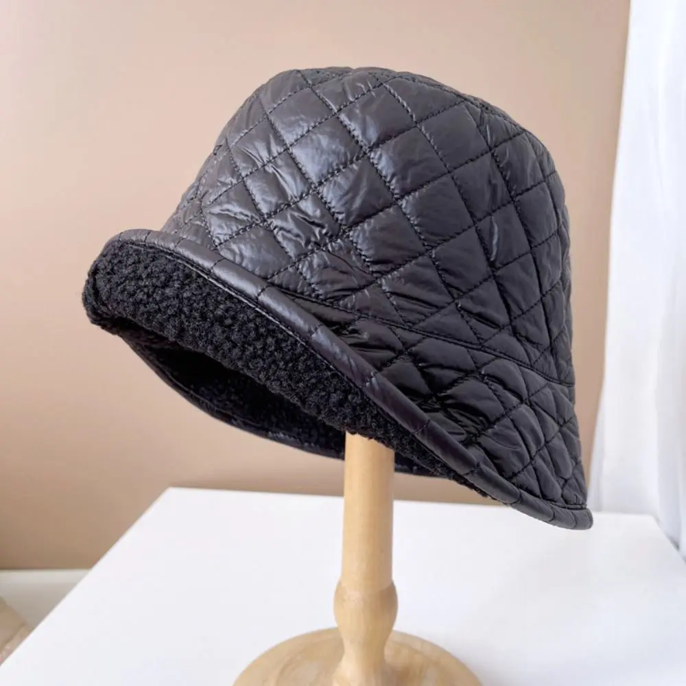 Winter Women Bucket Hat New Fashion Japanese Warm Fisherman Hat Streetwear Fishing Beach Outing Cotton Bucket Cap
Winter Women Bucket Hat New Fashion Japanese Warm Fisherman Hat Streetwear Fishing Beach Outing Cotton Bucket Cap