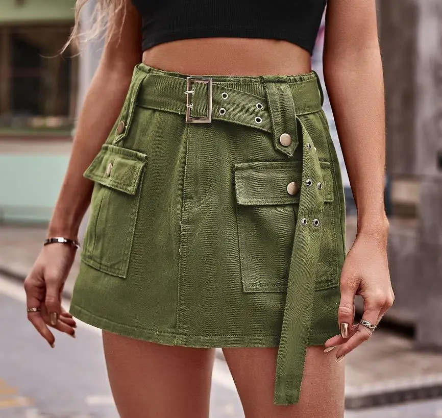 

Woman Streetwear Shorts Pocket Design Belted Denim Above Knee Button Eyelet Cargo Skorts Summer Female Fashion New Clothing Y2K