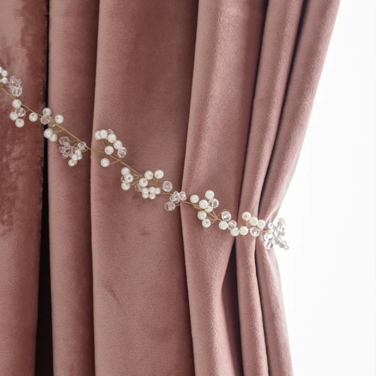 Velvet Nordic Minimalist Blackout Light Luxury Ins Modern European Style New Fabric Blackout Curtain for Living Room and Dining
Velvet Nordic Minimalist Blackout Light Luxury Ins Modern European Style New Fabric Blackout Curtain for Living Room and Dining