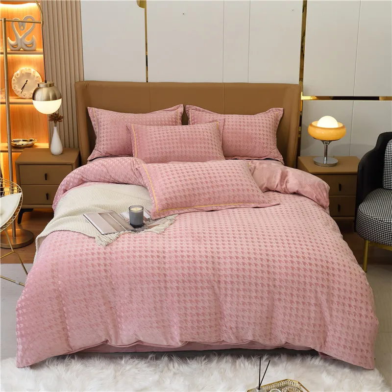 Velvet Bed Sheets Duvet Cover for Household Winter Warmth Thick Bedding Set Double Quilt Cover Twin Queen King Duvet Cover
Velvet Bed Sheets Duvet Cover for Household Winter Warmth Thick Bedding Set Double Quilt Cover Twin Queen King Duvet Cover