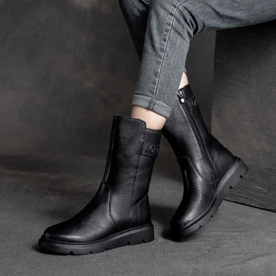New Faux Fur Plush Ladies Winter Ankle Booties Woman Suede Thick Bottom Cotton Padded Shoes Botas Women's Platform Snow Boots
New Faux Fur Plush Ladies Winter Ankle Booties Woman Suede Thick Bottom Cotton Padded Shoes Botas Women's Platform Snow Boots