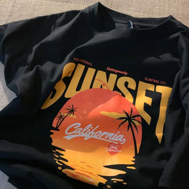 Summer 2022 new short sleeved t-shirt men and women island sunset loose round neck top y2k tops harajuku shirt oversized t shirt
Summer 2022 new short sleeved t-shirt men and women island sunset loose round neck top y2k tops harajuku shirt oversized t shirt