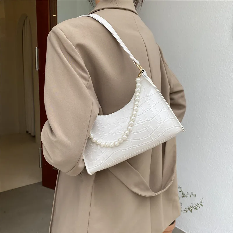 Armpit Bag Women Retro Handbag PU Leather Underarm Shoulder Bag Fashion Pearl Top Handle Bag Female Small Subaxillary Bag Clutch
Armpit Bag Women Retro Handbag PU Leather Underarm Shoulder Bag Fashion Pearl Top Handle Bag Female Small Subaxillary Bag Clutch