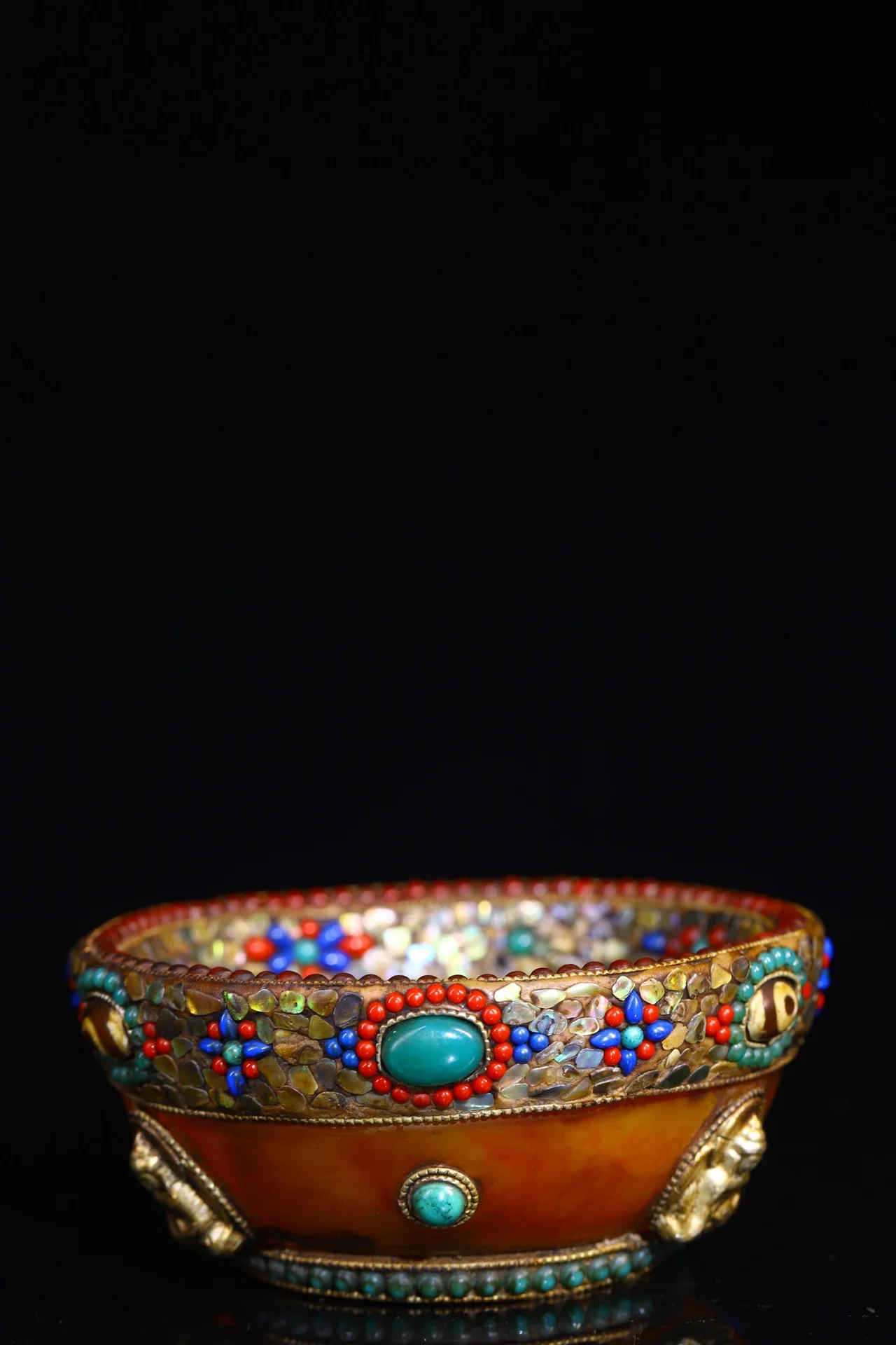 5"Tibet Temple Collection Old Beeswax Mosaic Gem Dzi Bead Buddha pattern Cross Vajra Bowl Scripture Bowl Dharma Worship Hall
5"Tibet Temple Collection Old Beeswax Mosaic Gem Dzi Bead Buddha pattern Cross Vajra Bowl Scripture Bowl Dharma Worship Hall