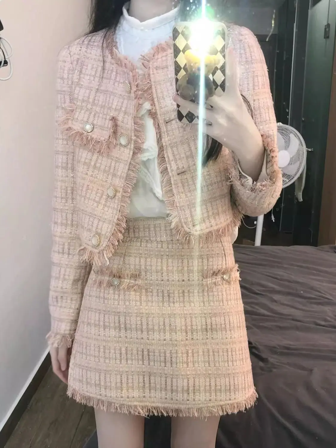 

New Arrival Elegant Ladylike Tweed Jacket with Fringed Short Top and High-Waisted Skirt for Early Autumn Fashion Two-Piece Set