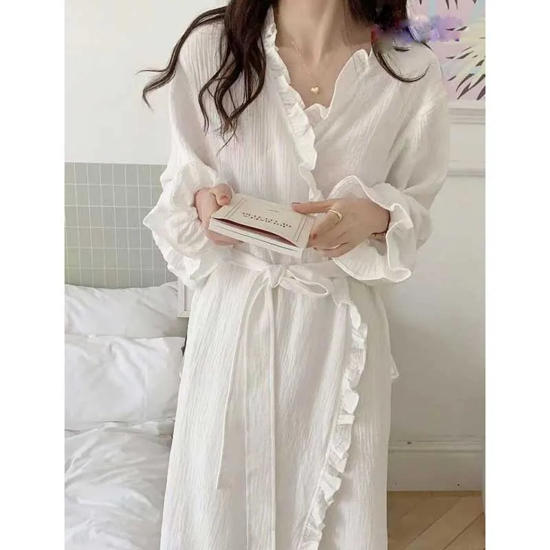 Fashion V-Neck Ruffles Spliced Bandage Butterfly Sleeve Long Dress Female Clothing 2024 Summer New Loose Korean Casual Dresses
Fashion V-Neck Ruffles Spliced Bandage Butterfly Sleeve Long Dress Female Clothing 2024 Summer New Loose Korean Casual Dresses