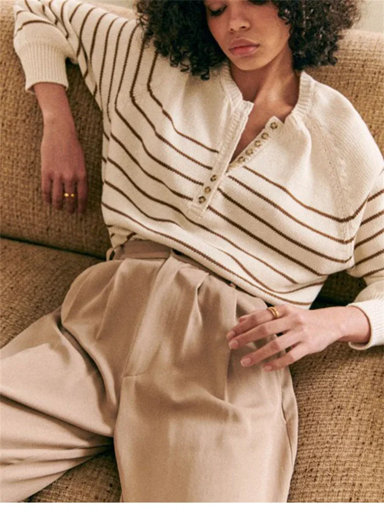 Women's Knitted Sweater 2023 New Autumn Winter Stripes Half Open Buttons Slim Casual Long-Sleeved Pullover
Women's Knitted Sweater 2023 New Autumn Winter Stripes Half Open Buttons Slim Casual Long-Sleeved Pullover