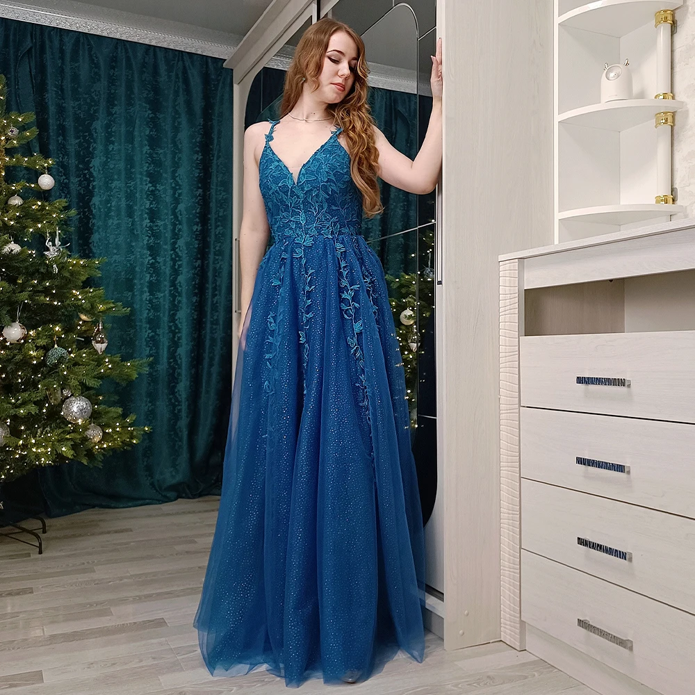 UZN Tulle Lace Appliques Sparkly Prom Dresses A Line with Slit V Neck Formal Party Dress Princess Corset Evening Dress
UZN Tulle Lace Appliques Sparkly Prom Dresses A Line with Slit V Neck Formal Party Dress Princess Corset Evening Dress