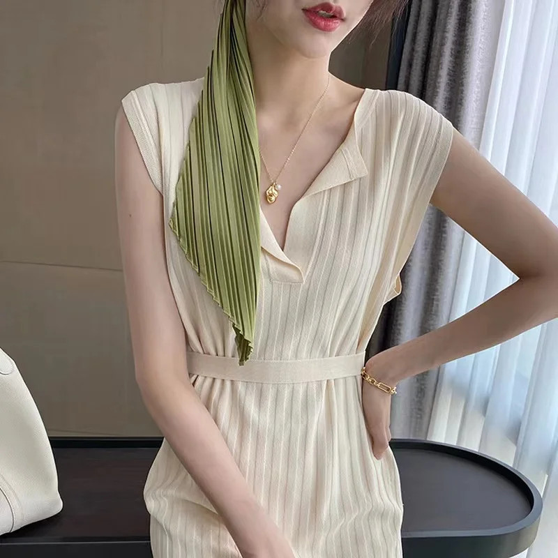 Spring Summer Cheongsam Style Loose Straight Knitted Dress Women V-neck Striped Ribbed Lace-up Dresses Vestidos De Mujer Casual
Spring Summer Cheongsam Style Loose Straight Knitted Dress Women V-neck Striped Ribbed Lace-up Dresses Vestidos De Mujer Casual