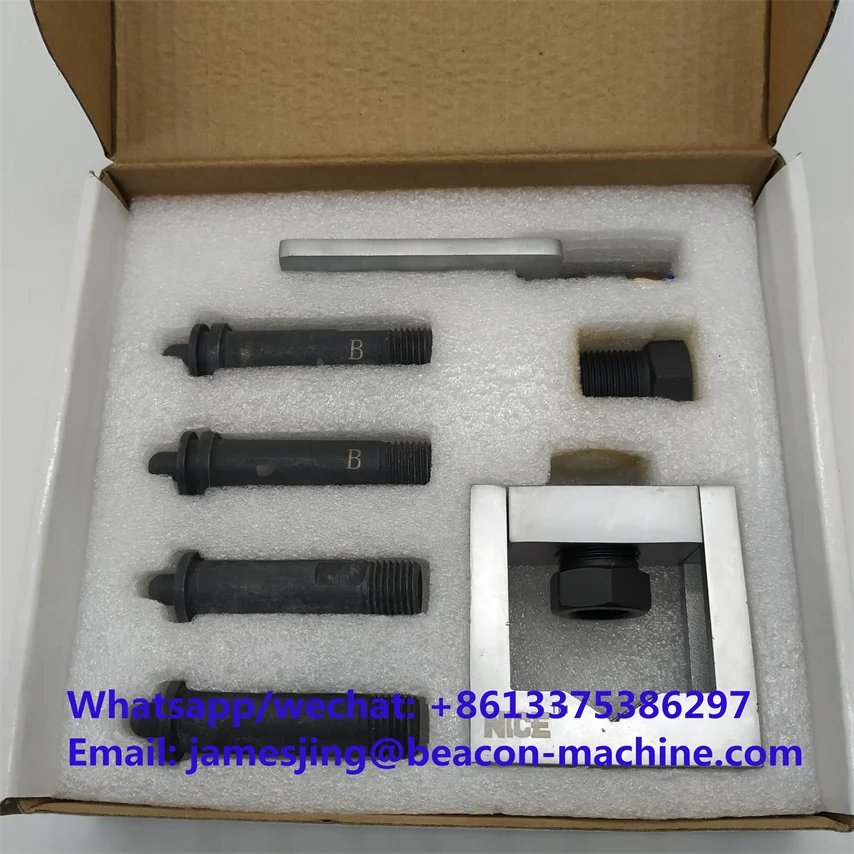 

Auto Common Rail Injector Clamping Tool Universal Grippers Diesel Oil return Device E1024004 for Bosch Series Injectors