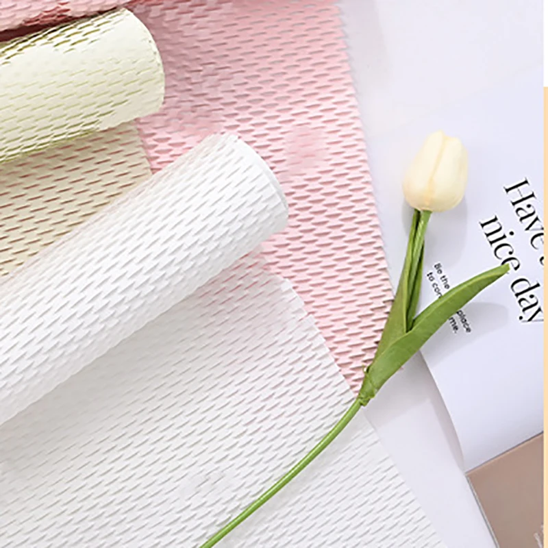 10pcs Thickened Floral Lining Paper Florist Shop Flower Bouquet Packaging Material Packing Paper Honeycomb Paper Wrapping Paper
10pcs Thickened Floral Lining Paper Florist Shop Flower Bouquet Packaging Material Packing Paper Honeycomb Paper Wrapping Paper