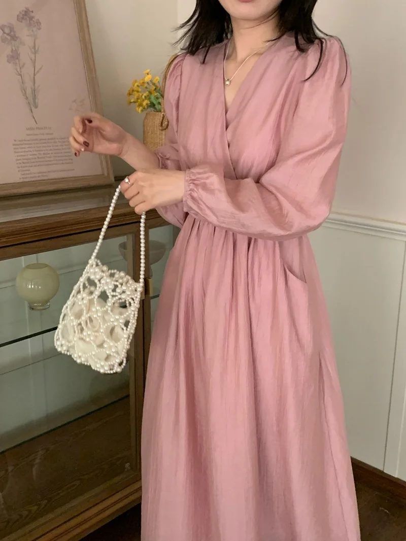 Платья Coigarsam для женщин, новинка 2024, однотонное длинное платье с рукавами-фонариками, поясом, высокой талией и V-образным вырезом, розовое платье
Платья Coigarsam для женщин, новинка 2024, однотонное длинное платье с рукавами-фонариками, поясом, высокой талией и V-образным вырезом, розовое платье