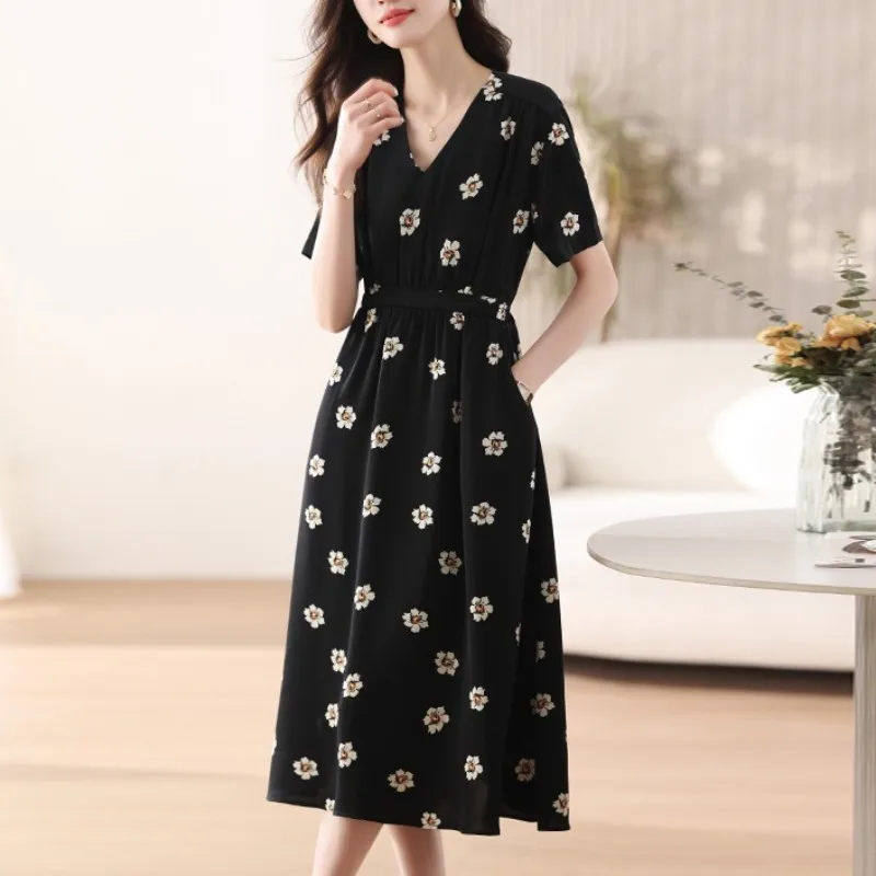 

Women's Summer Pullover V-Neck Sashes Shirring Floral Print Vacation Short Sleeve Casual Prairie Chic Knee Office Lady Dress