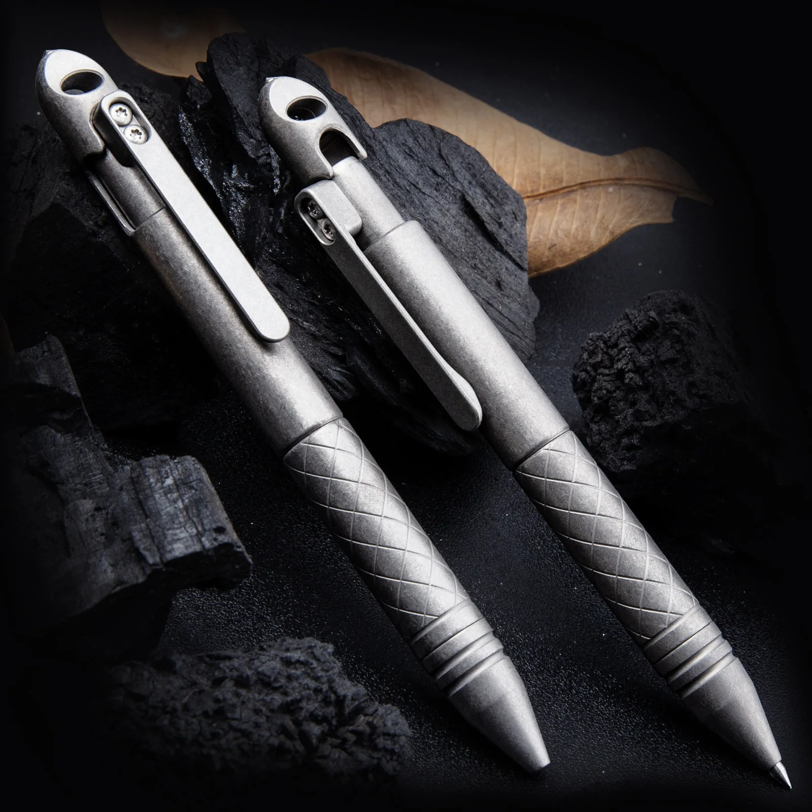 

1PC Titanium Gun Bolt Tactical Pen Business Office Signature Pen Women Self-defense Pen EDC Tools Broken Window Tools