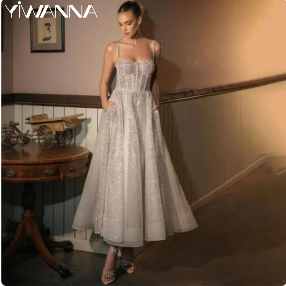 Sexy Sleeveless Backless Dress For Bride Elegant Spaghetti Straps Wedding Dress Sparkly Sequins Bridal Gown Vestidos De Novia
Sexy Sleeveless Backless Dress For Bride Elegant Spaghetti Straps Wedding Dress Sparkly Sequins Bridal Gown Vestidos De Novia