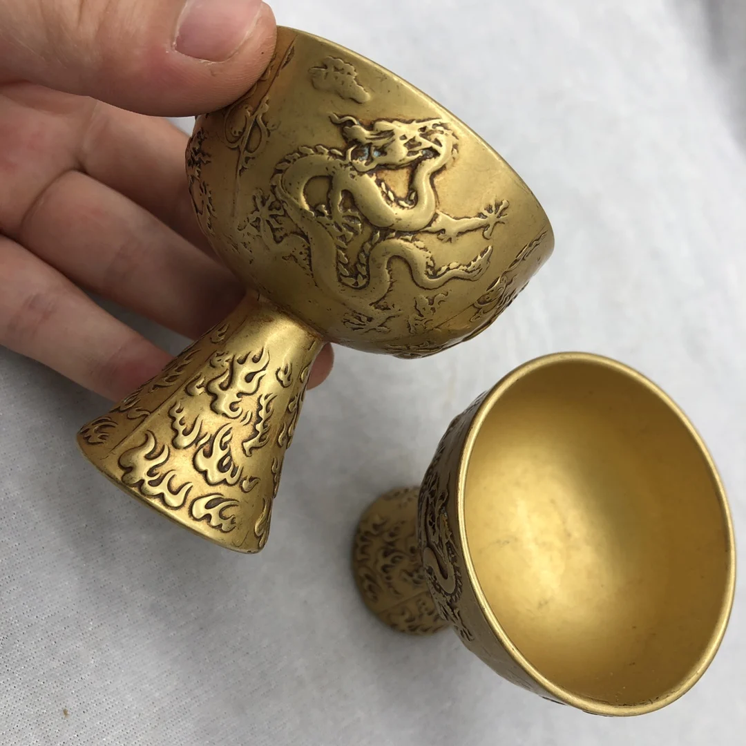 Antique Bronze Collection Dragon Pattern Cup Craftsmanship Exquisite Home Craft Decoration 
Antique Bronze Collection Dragon Pattern Cup Craftsmanship Exquisite Home Craft Decoration