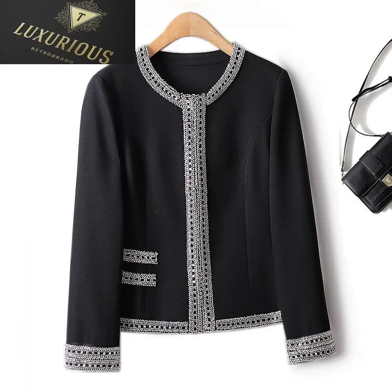 High Quality 2023 Spring New Outerwear Heavy Industry Beaded Light Luxury Short Coat Autumn French Style Black Jacket Woman 4XL
High Quality 2023 Spring New Outerwear Heavy Industry Beaded Light Luxury Short Coat Autumn French Style Black Jacket Woman 4XL