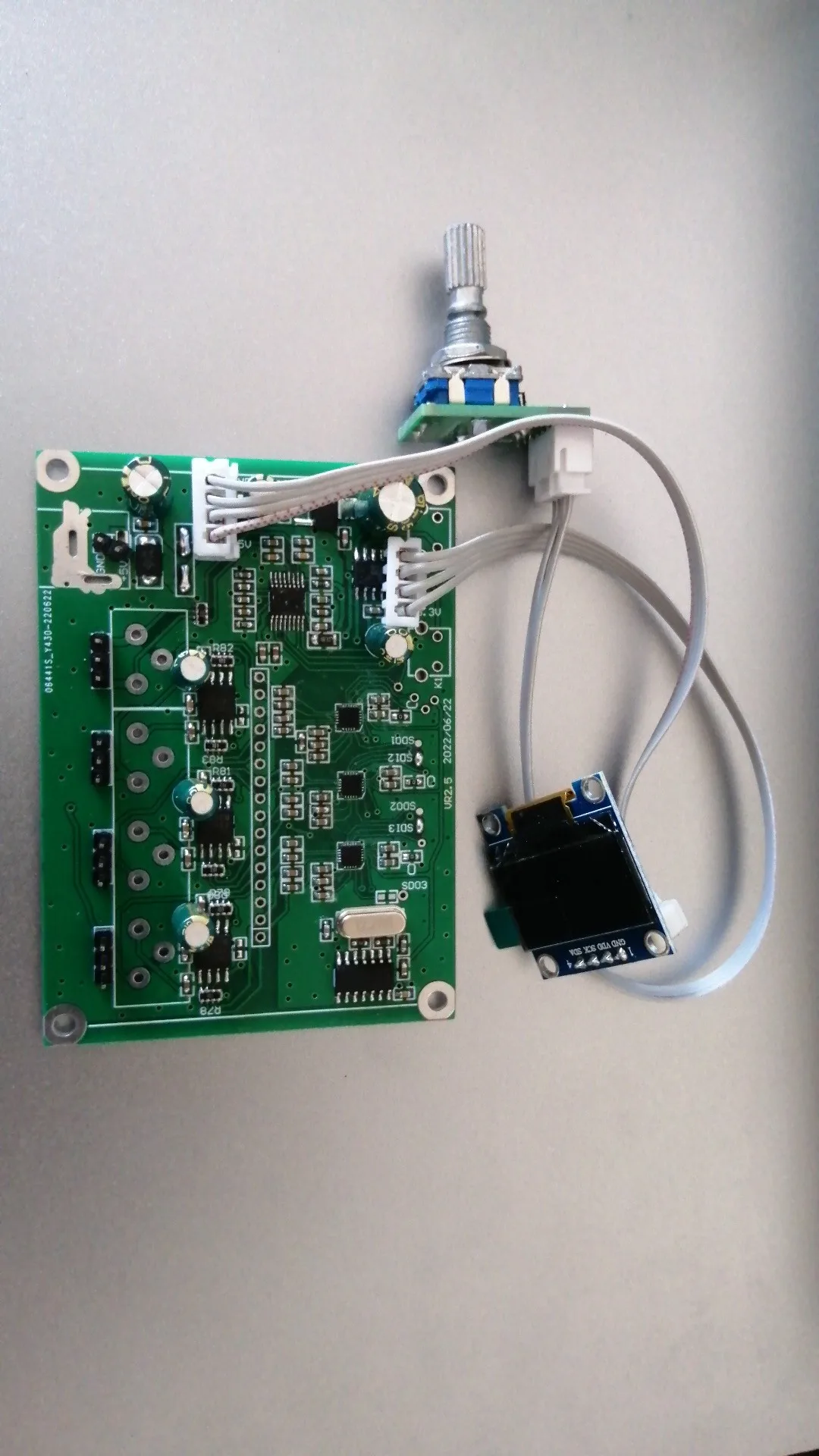 Electronic Crossover Board Active Three-way Crossover Board DSP Parametric Equalizer Board 6-channel PEQ Board Electronic Front
Electronic Crossover Board Active Three-way Crossover Board DSP Parametric Equalizer Board 6-channel PEQ Board Electronic Front