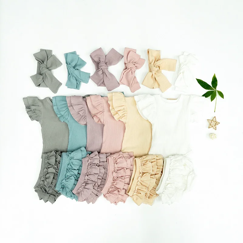 Conjunto Bebê Fru Fru 3 peças - Macacão, calcinha e faixa em algodão super macio Conjunto Bebê Fru Fru 3 peças - Macacão, calcinha e faixa em algodão super macio