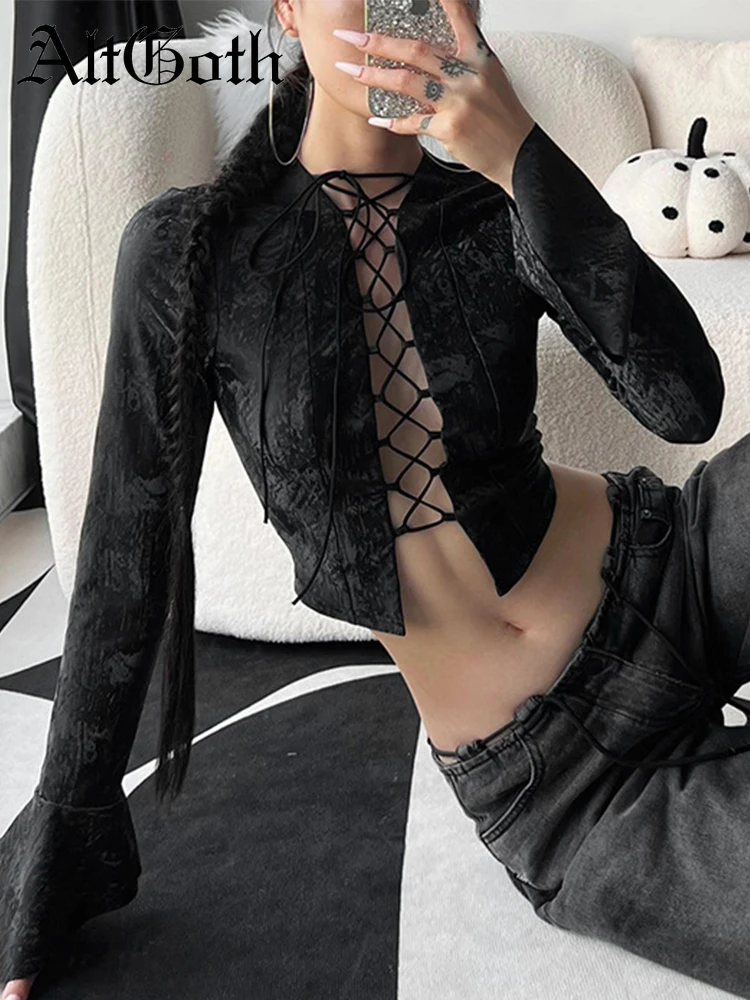 AltGoth Streetwear Gothic T-shirt Women Emo Alternative Sexy Hollow Out Long Sleeve Irregular Crop Tee Tops Y2k Harajuku Outfits
AltGoth Streetwear Gothic T-shirt Women Emo Alternative Sexy Hollow Out Long Sleeve Irregular Crop Tee Tops Y2k Harajuku Outfits