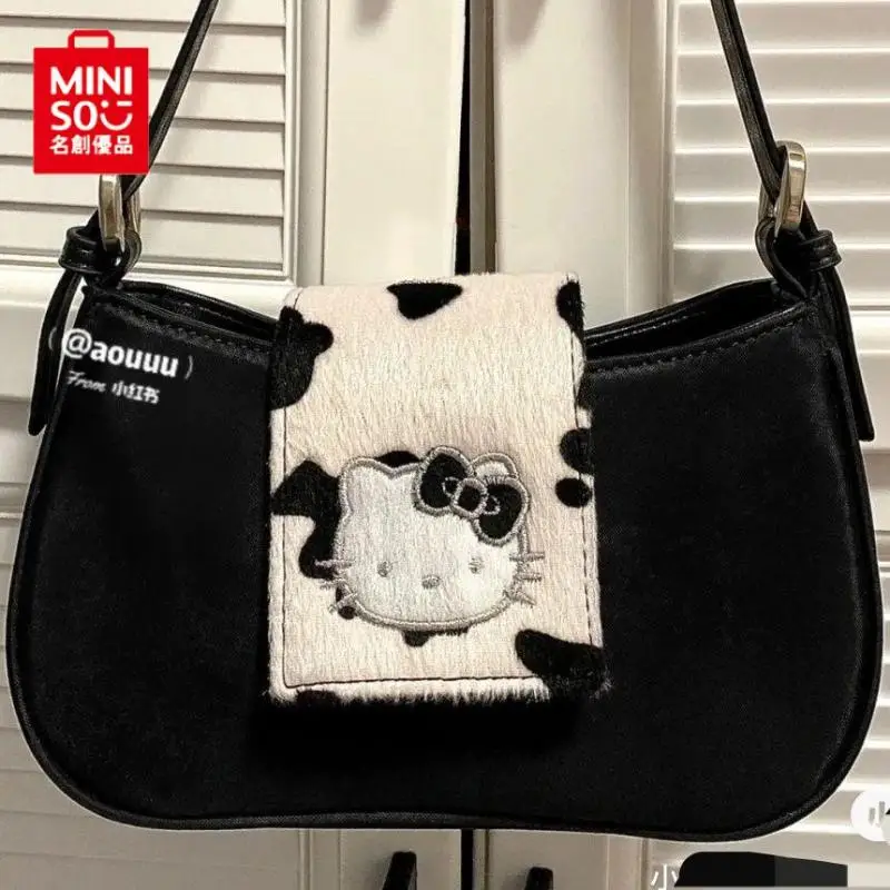 MINISO Sanrios серия аниме Hello Kitty Kawaii Новинка Домашняя корова принт Подмышечная Сумка Сладкая Спайс ретро Harajuku Повседневная сумка
MINISO Sanrios серия аниме Hello Kitty Kawaii Новинка Домашняя корова принт Подмышечная Сумка Сладкая Спайс ретро Harajuku Повседневная сумка