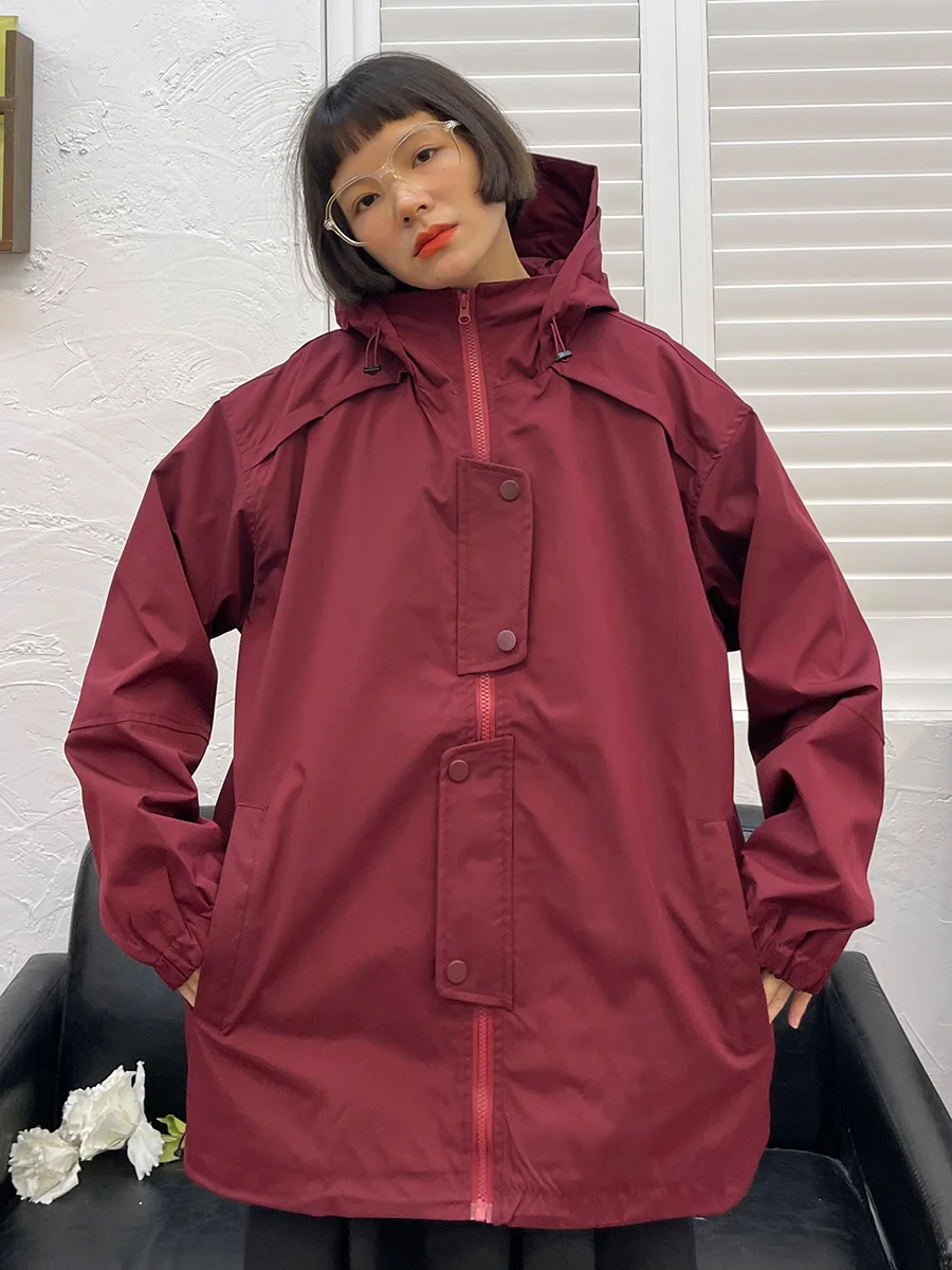 Minimalist hooded coats for women's autumn 2023 new loose fitting bf American retro couple jackets
Minimalist hooded coats for women's autumn 2023 new loose fitting bf American retro couple jackets