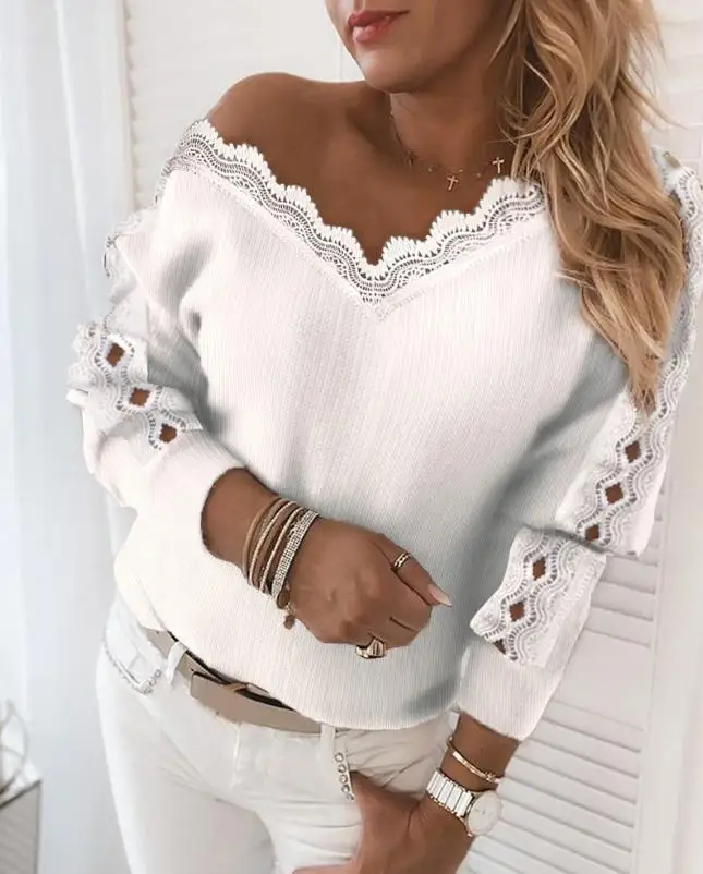 Sweet and Fresh 2023 Autumn Women Solid Color Sweater Lace Trim Ribbed Cutout Long Sleeve Sweater V-Neck Pullover Daily Top
Sweet and Fresh 2023 Autumn Women Solid Color Sweater Lace Trim Ribbed Cutout Long Sleeve Sweater V-Neck Pullover Daily Top