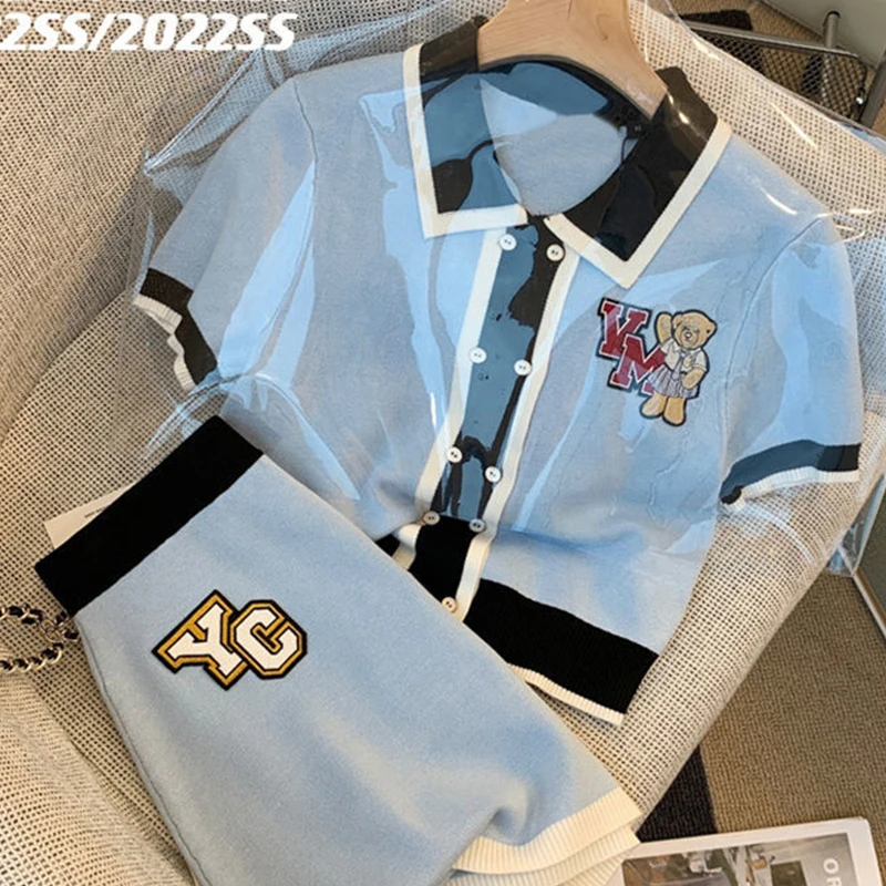 New Japanese-Style Ladies Short-Sleeved Skirt Suit Teddy Bear Color-Block Knitted Cardigan T-Shirt Student Skirt Suit Female
New Japanese-Style Ladies Short-Sleeved Skirt Suit Teddy Bear Color-Block Knitted Cardigan T-Shirt Student Skirt Suit Female