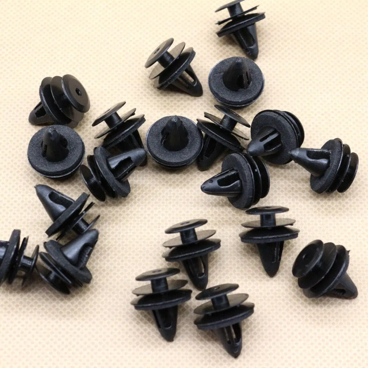 100 x Black Nylon Door Panel Retainer Clips With Sealer For Nissan For Infiniti
100 x Black Nylon Door Panel Retainer Clips With Sealer For Nissan For Infiniti